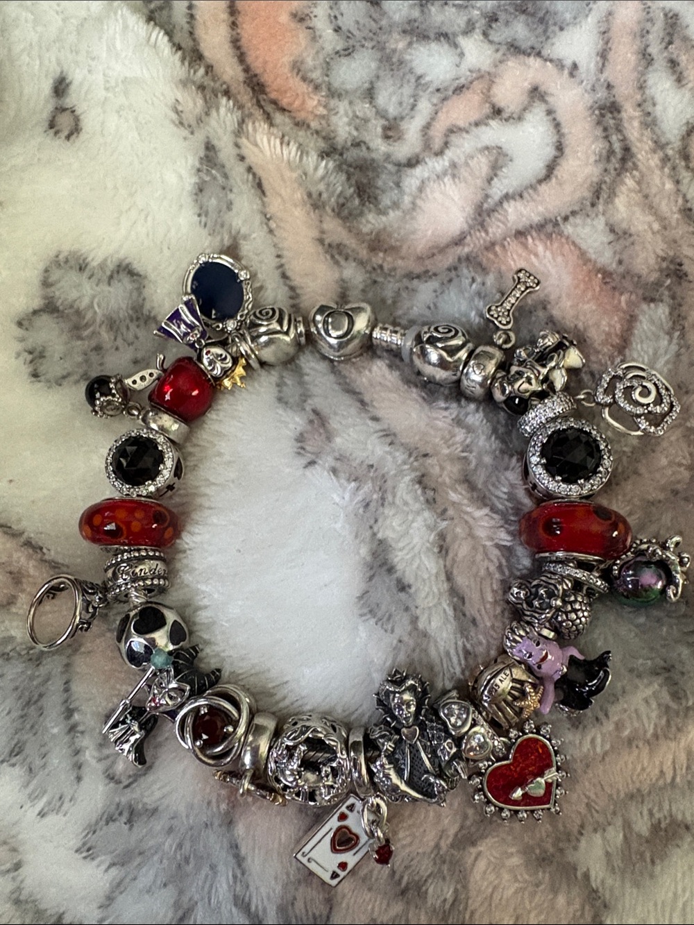 Pandora heart bracelet with Disney villain theme